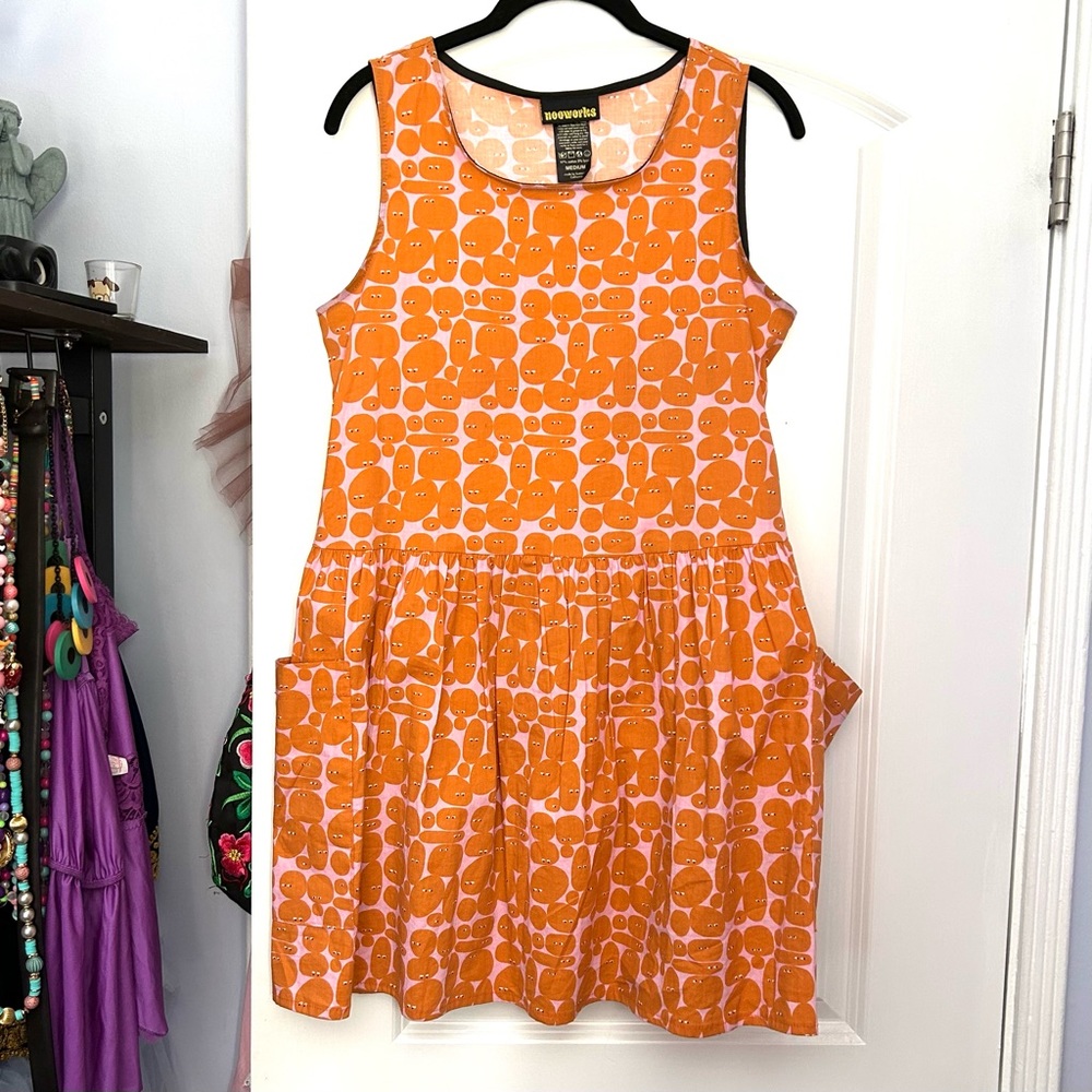 NOOWORKS Big Pocket Pebble People M sleeveless mini dress